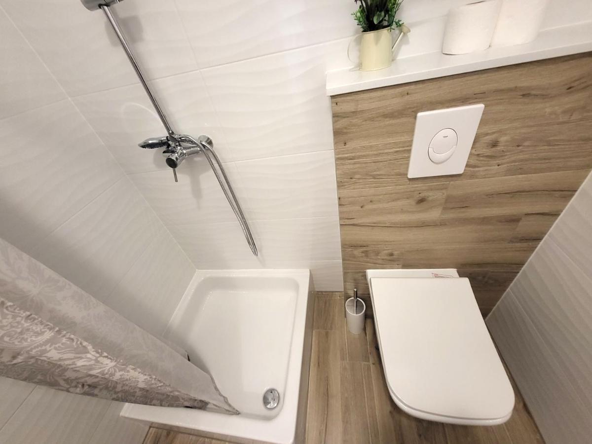 Mali Apartman U Centru Makarská Exteriér fotografie