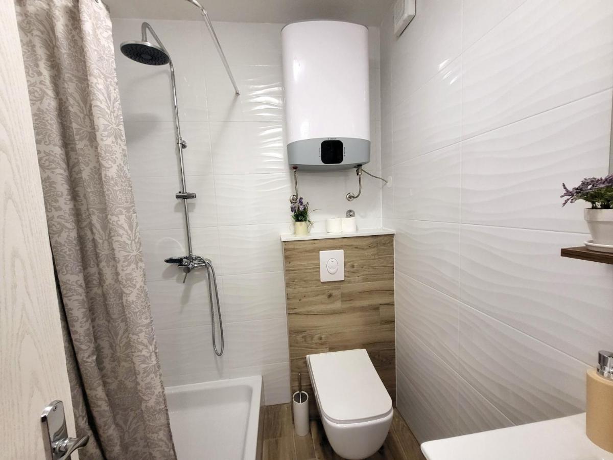 Mali Apartman U Centru Makarská Exteriér fotografie